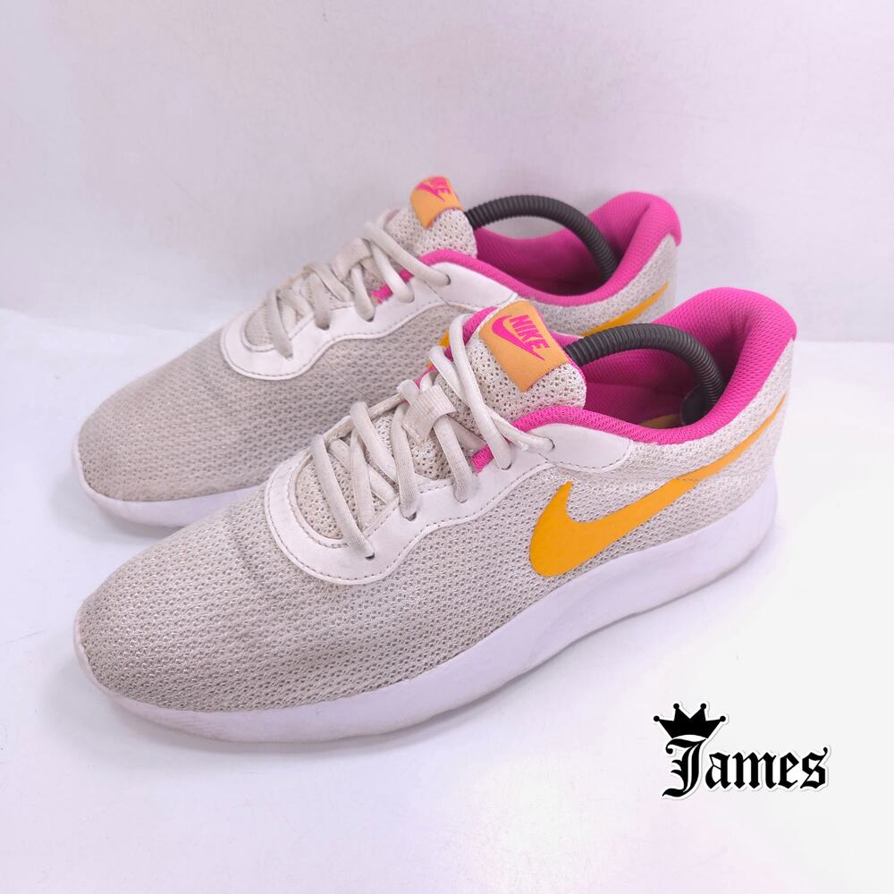 Nike Tanjun Lace Up Athletic Running Shoe Womens Size 10 CK0062-100 White